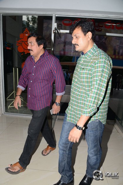 Balakrishna-at-Bramaramba-Theatre-To-Watch-Lion